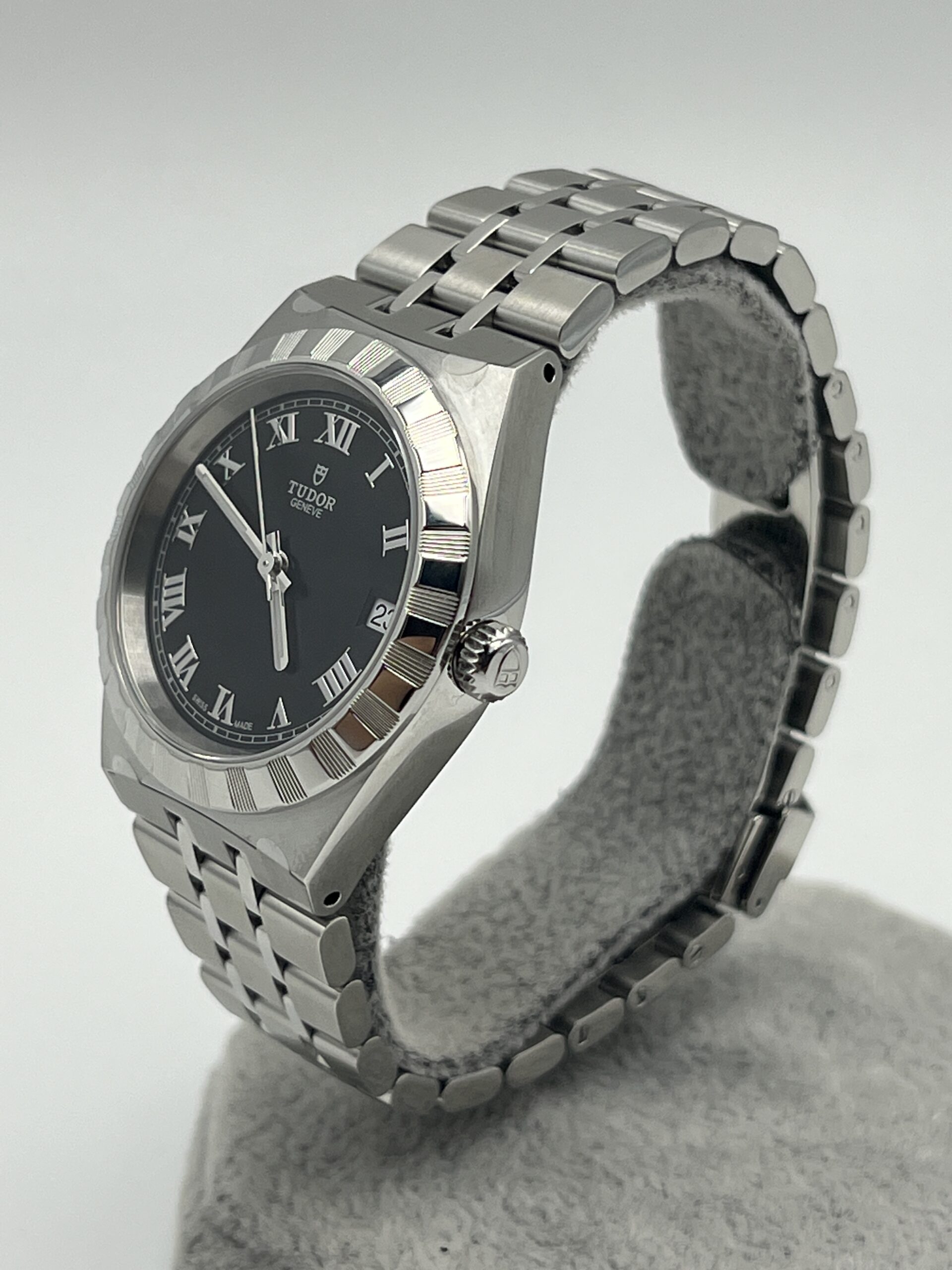 Tudor Royal 34mm Black Roman New 2023 Box and Papers