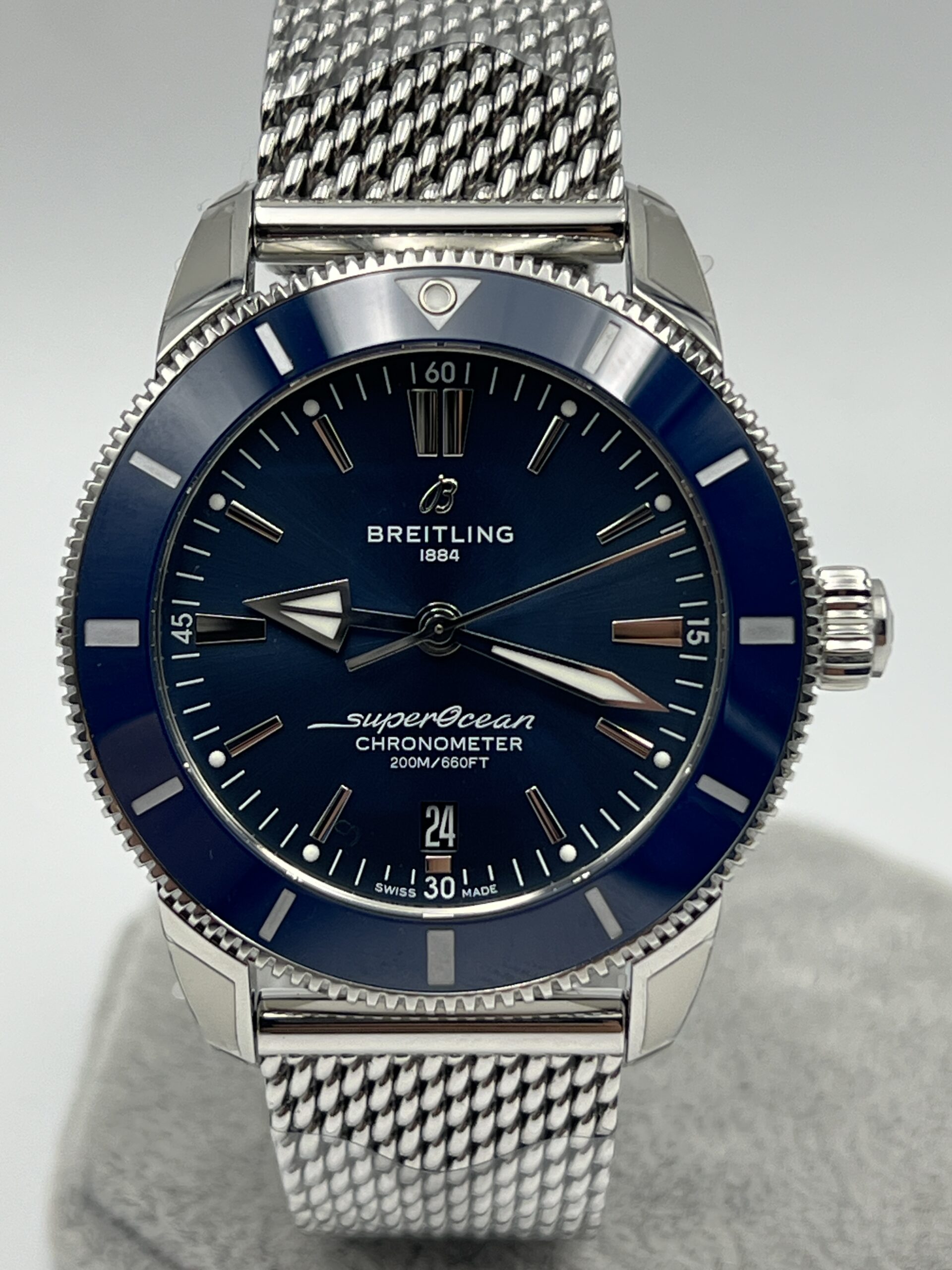 Superocean heritage discount b20 automatic 44